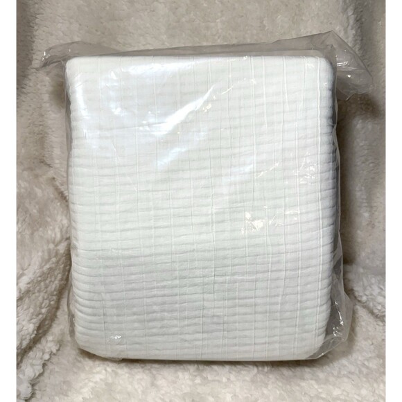 Double Cloth Quilt Cream - King Plus - Threshold - Picture 5 of 7